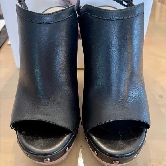 Jessica Simpson Clogs - Picture 4 of 8